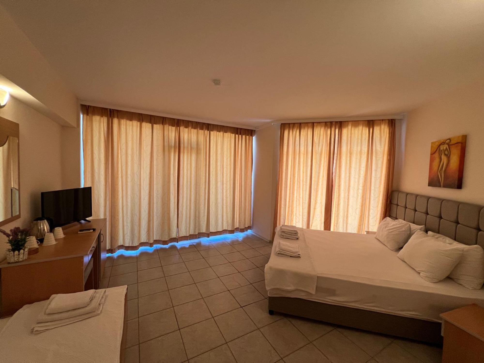 Persani Hotel-Free Parking Pantai Sunny Luaran gambar